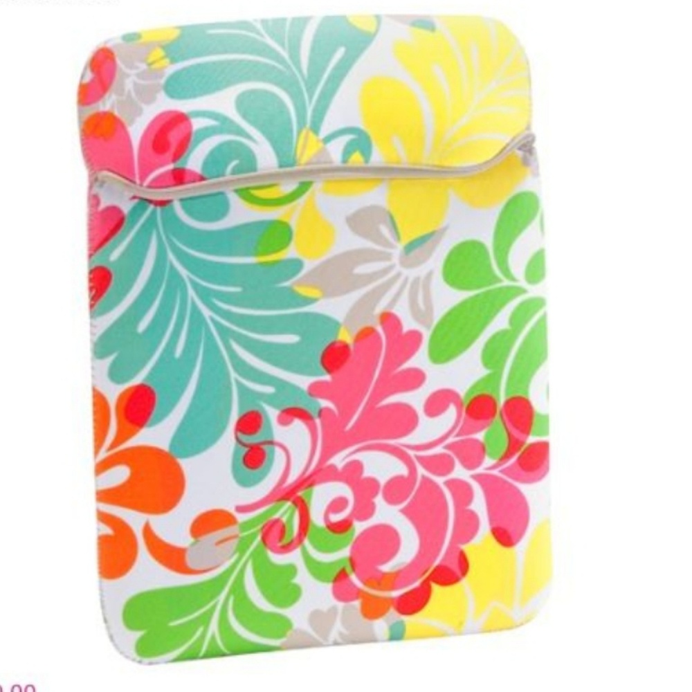 🆕️Thirty-One Tote-a-Tablet Island Damask